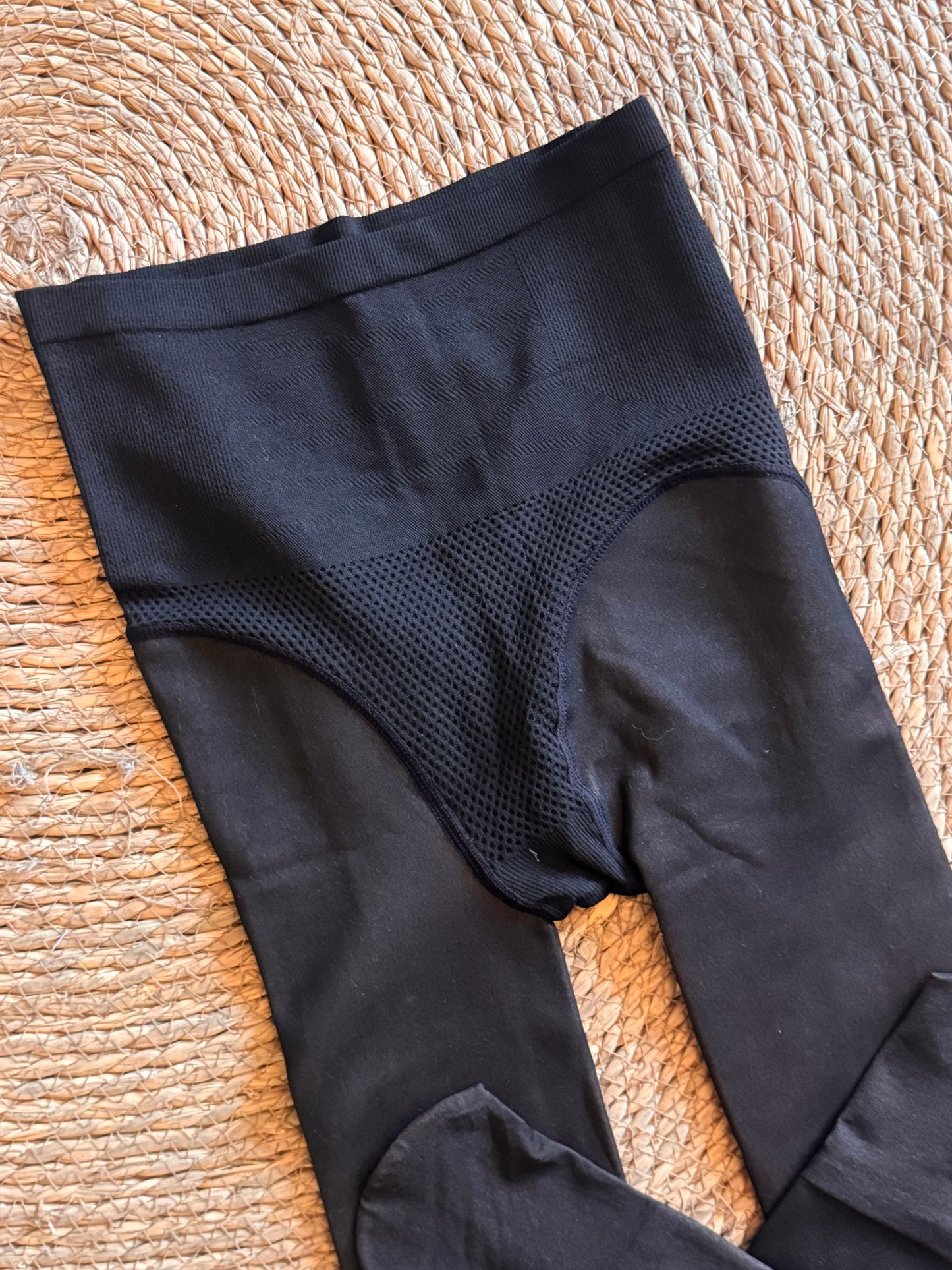 Panty efecto piel con polar