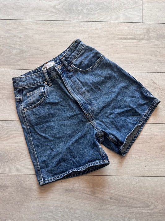 Short Zara